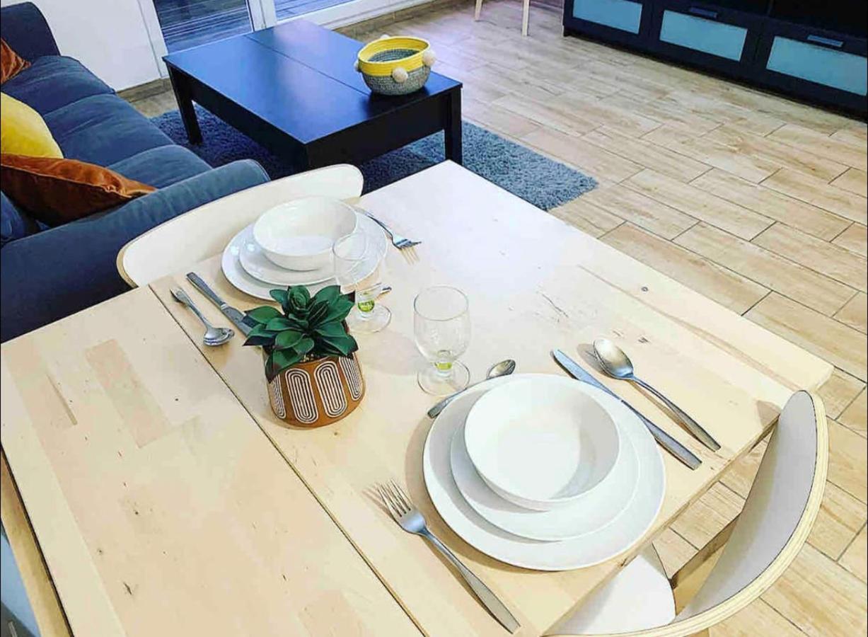 Logement Exceptionnel Avec Jardin Proche Disney Apartment Montevrain Ngoại thất bức ảnh